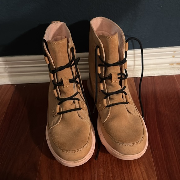 Sorel Explorer II Joan Sport Boot Women's Size 10 Buff Canoe Waterproof NL4458 - Picture 6 of 6